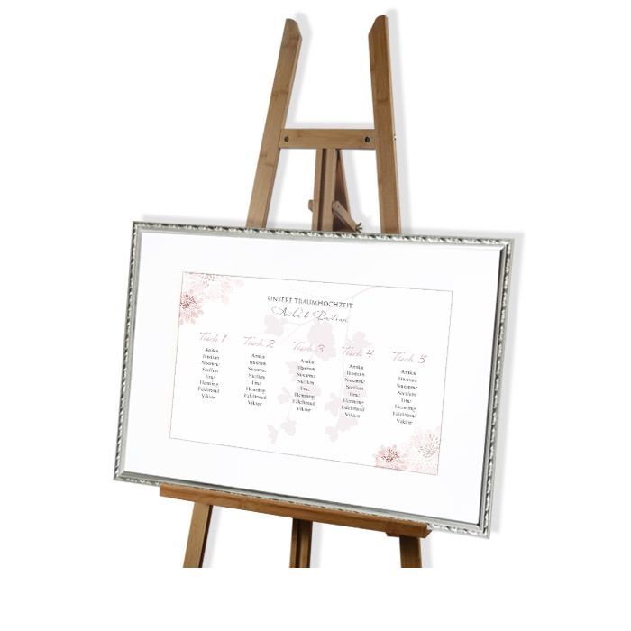 Großer Tischplan zur Hochzeit in floralem Design in Rosa